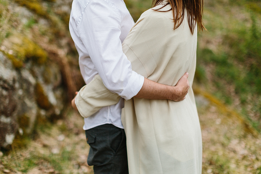engagement session spring