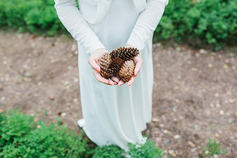 pine cones wedding
